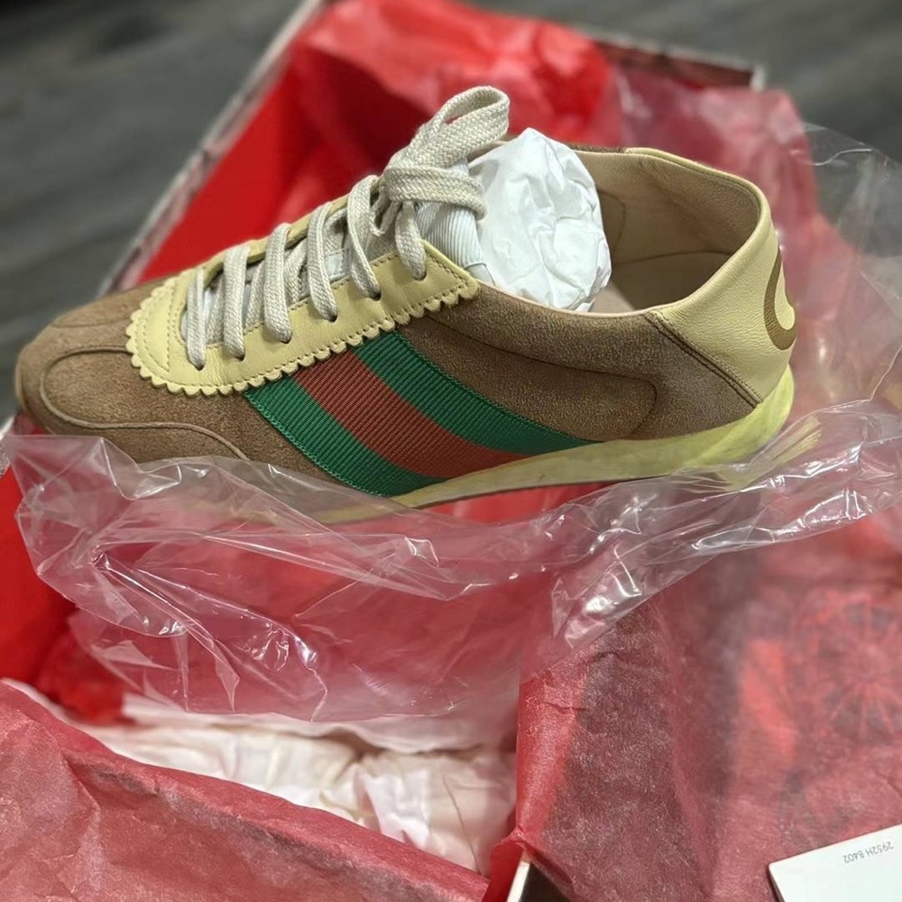 Gucci sneakers, fits size 7